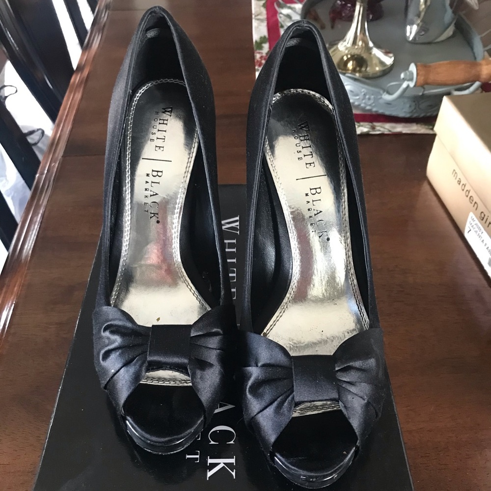 White House Black Market Heel